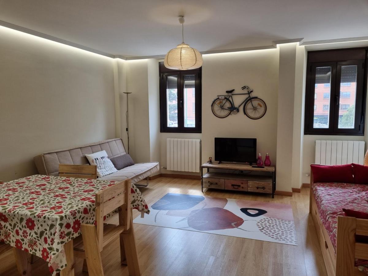 Pilgrim Apartment Burgos Luaran gambar